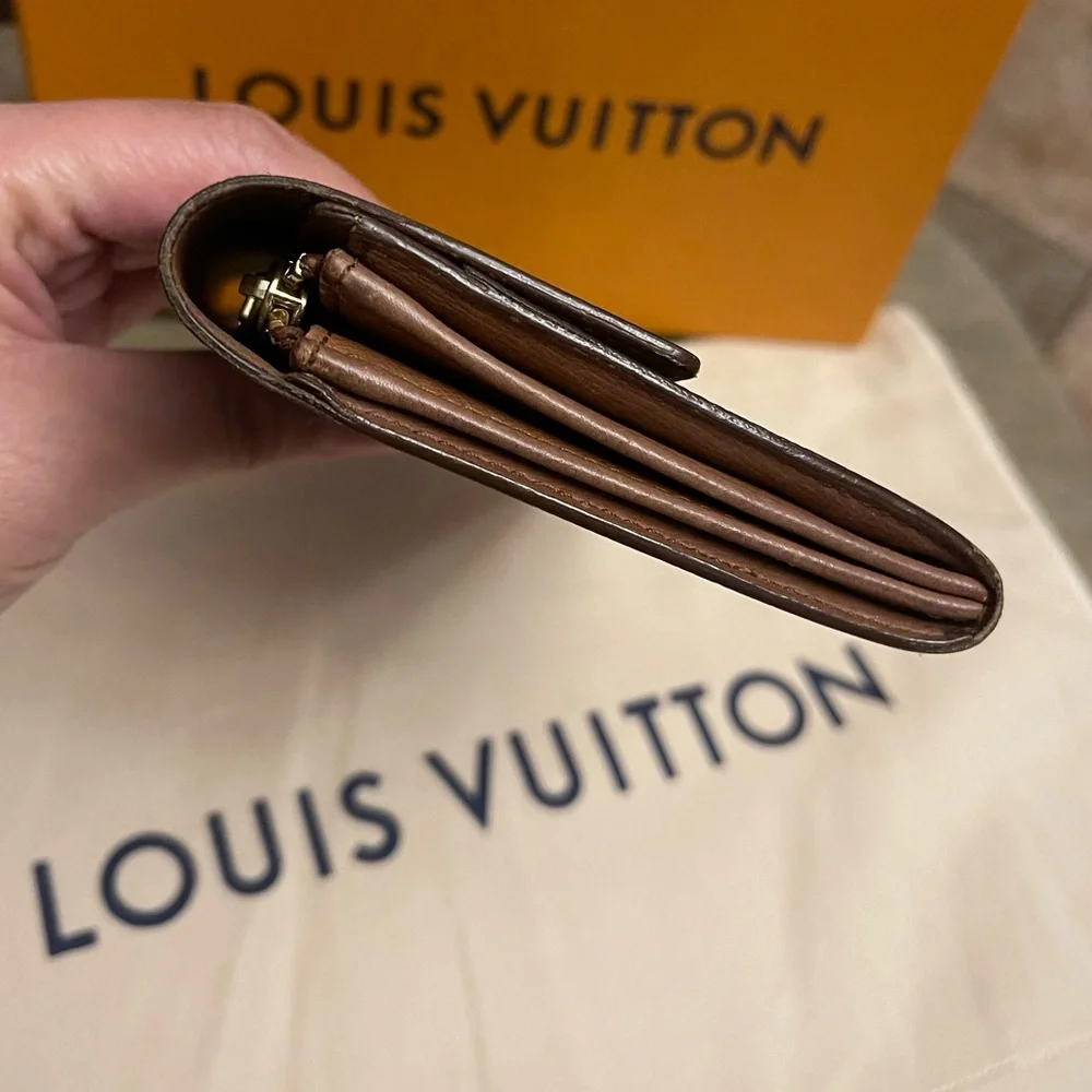 Louis Vuitton Vintage Sarah Wallet